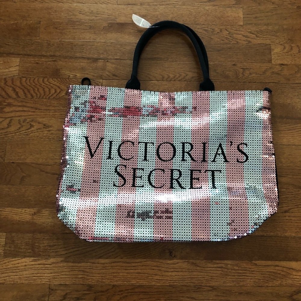 Victoria’s Secret Bag.